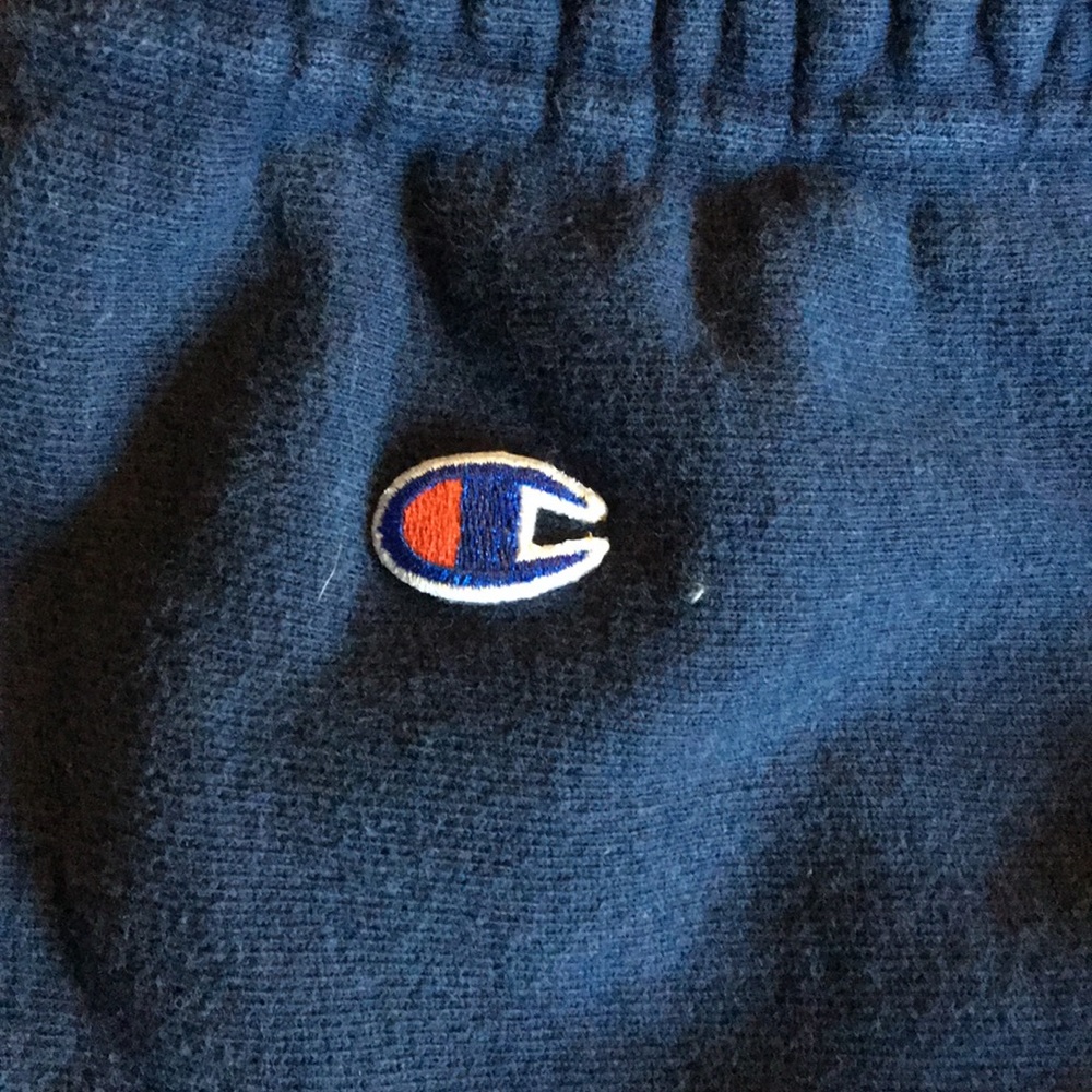 Champion Reverse Weave - Picture 2 of 3